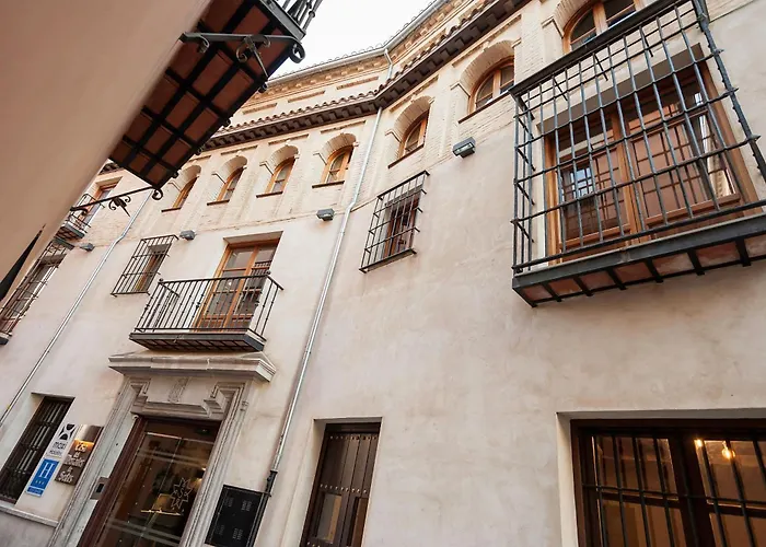 Mercader De Sedas